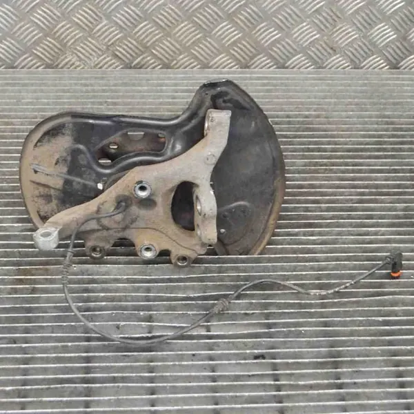 Mercedes-Benz C W204 2010 Mozzo ruota anteriore destro image 2