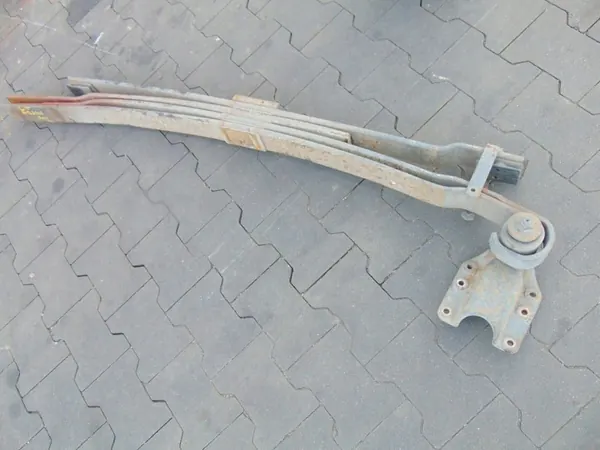 Nissan Atleon 3.0D Linker Achterveer - Gebruikt OEM image 5