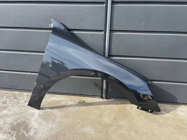 AUDI-A3-8Y-IVCAR Oikea Etulokasuoja - OEM image 3