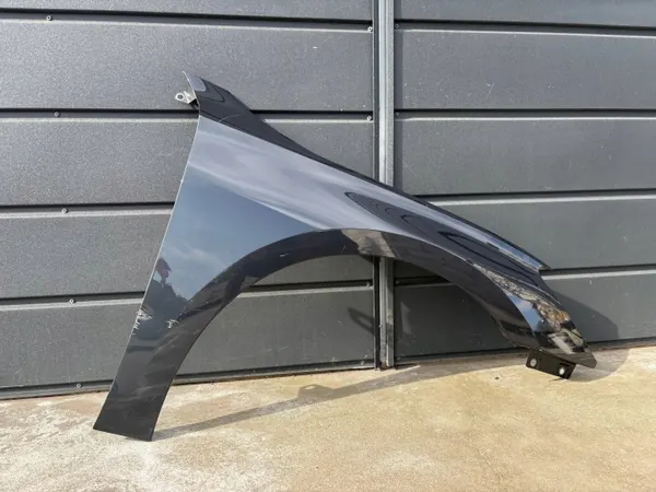 AUDI-A3-8Y-IVCAR Oikea Etulokasuoja - OEM image 4