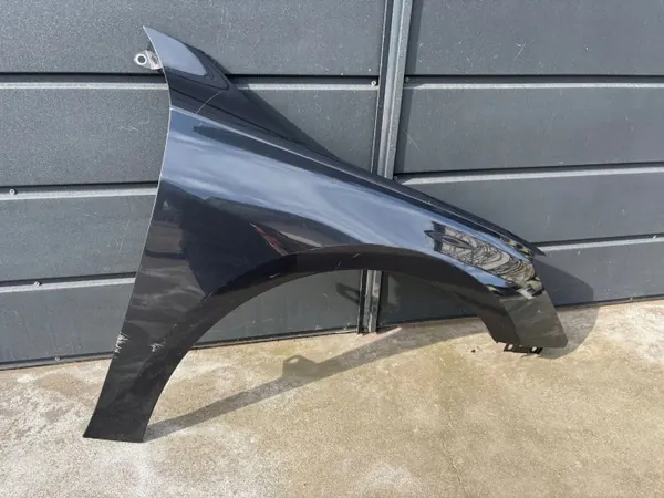 AUDI-A3-8Y-IVCAR Oikea Etulokasuoja - OEM image 5
