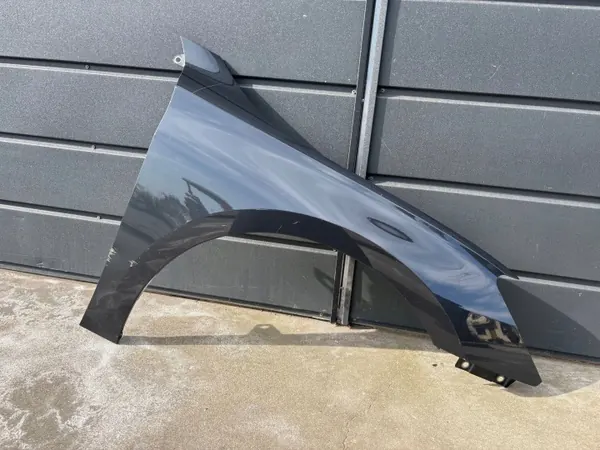 AUDI-A3-8Y-IVCAR Oikea Etulokasuoja - OEM image 6