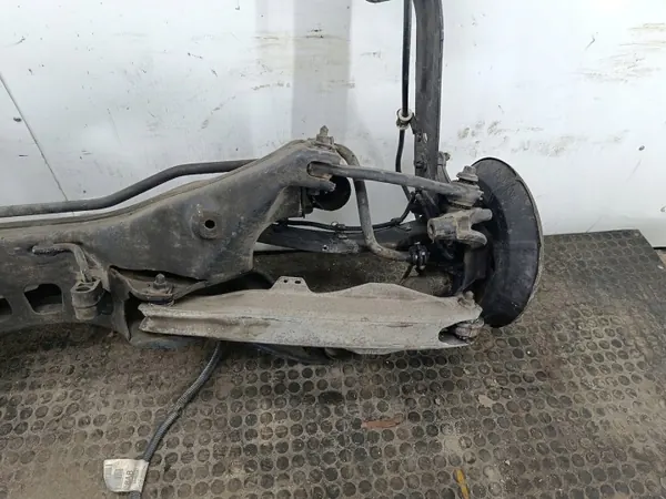 Hintere Querlenker OEM WÓZEK für Opel Vectra C FL 1.8 16V image 3