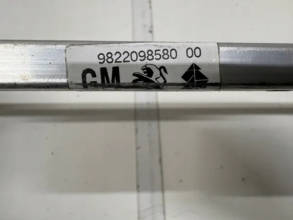 OEM 9822098580 Frontstoßstangen-Träger für Opel Grandland X image 3