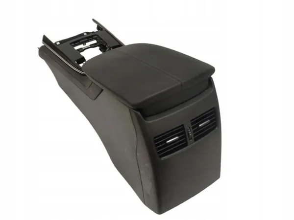 Accoudoir OEM 490549 Mazda CX-30 2019- Noir image 3