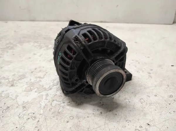 VOLVO S60 1 I 00- 2.4 D5 Alternaattori image 2