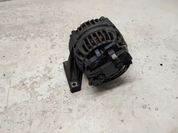 VOLVO S60 1 I 00- 2.4 D5 Alternaattori image 4