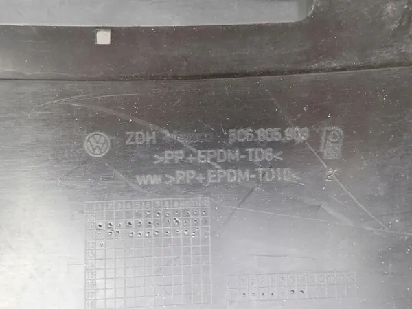 VW Jetta Framskärmsspoiler, begagnad, 5C6805903J image 3