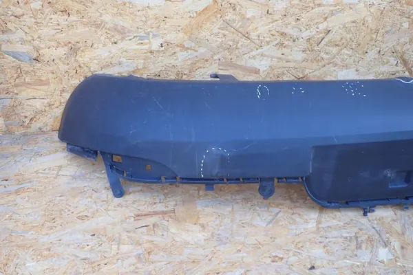 RENAULT MEGANE III 08-16 Bakre Stötfångare Spoiler 850B20001R image 3