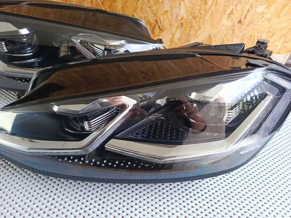 Farol dianteiro esquerdo VW Golf 7 Lift Full LED image 3