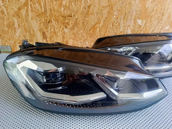 Farol dianteiro esquerdo VW Golf 7 Lift Full LED image 4