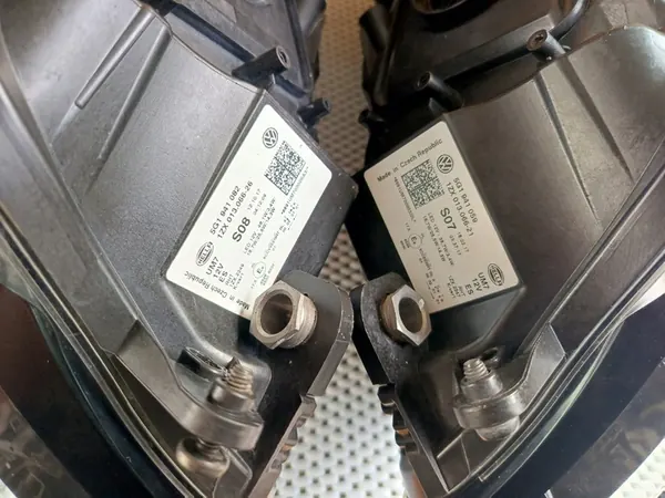 Farol dianteiro esquerdo VW Golf 7 Lift Full LED image 7