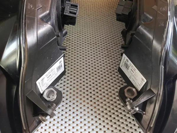 Farol dianteiro esquerdo VW Golf 7 Lift Full LED image 9