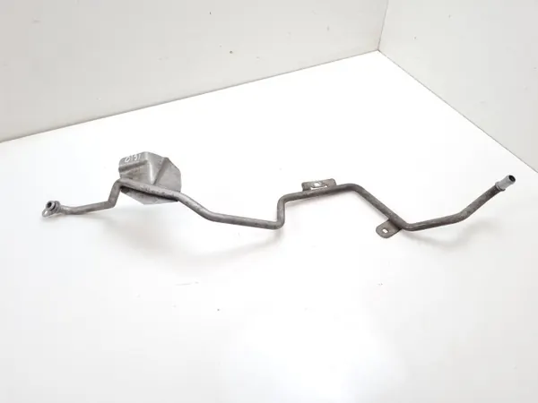 Land Rover OEM 9H2Q6K621DB Oljekylarrör image 2