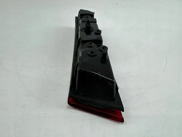 Refletor traseiro esquerdo Kia EV6 OEM 924A1CV000 image 6