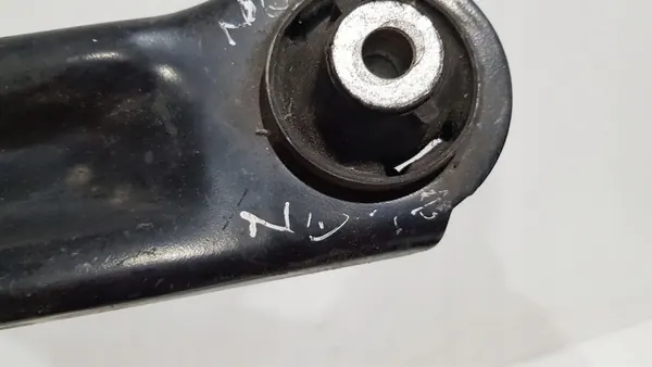 Braccio Oscillante Anteriore Destro Nissan Micra K12 OE image 2