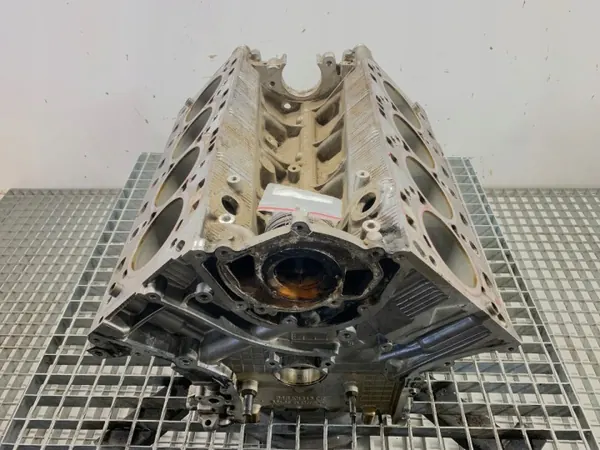 Motorblok Porsche Panamera 4.8 OEM 948101113 image 2