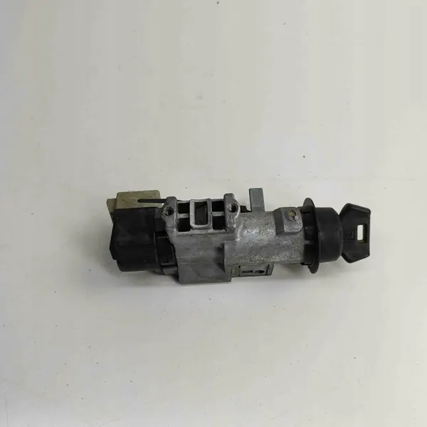 Pontiac Grand Am Sedan OEM 26039998 - 3.3L 1991 image 4