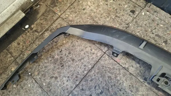 Spoiler Paraurti Posteriore Toyota Prius V 2015-2017 76891-47040 image 2