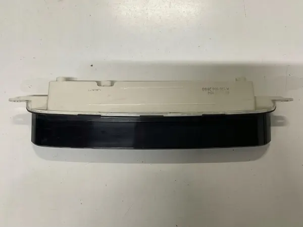 Luz de marcha atrás Mercedes AMG GT OEM A1909062800 image 2