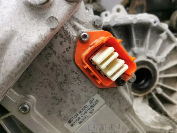 Motor elétrico Tesla 3D7 - Peça OEM usada image 10