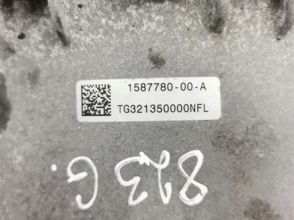 Motor elétrico Tesla 3D7 - Peça OEM usada image 3