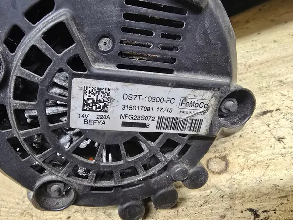 Alternador Ford OE DS7T-10300-FC image 3