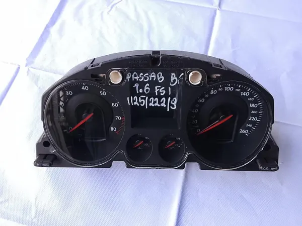 Velocímetro OEM 12522294 para VW Passat B6 1.6 FSI image 2