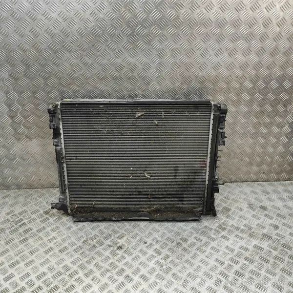 Pièce refroidissement Maserati OEM 670038340 Levante SUV image 2