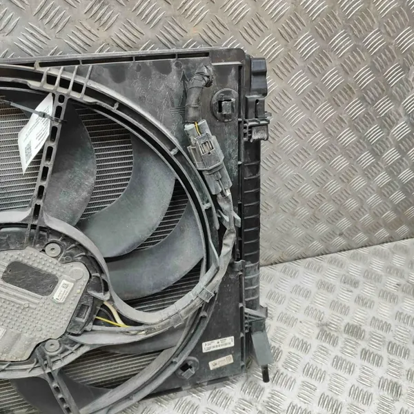 Pièce refroidissement Maserati OEM 670038340 Levante SUV image 6