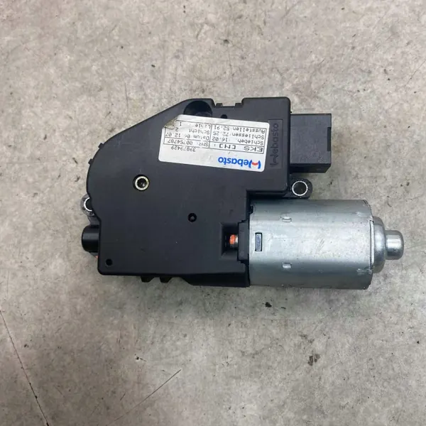 Schiebedachmotor OEM 39879429 für V70/XC70/S80 image 2