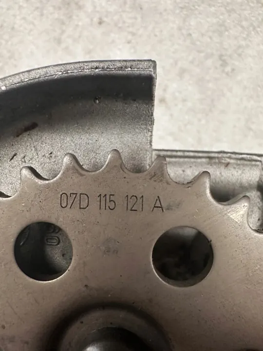 Chaîne de pompe à huile Bentley Continental GT OEM 07D115121A image 3