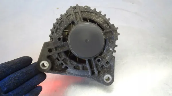 Vaihtovirtageneraattori Renault Megane Scenic III 1.6 16V Clio III 1.5DCI OEM image 2