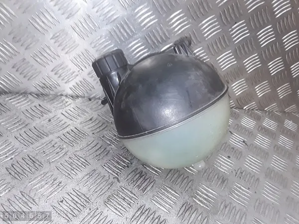 2007 Mercedes A W169 Motorconditioneringsvloeistoftank OEM a1695000149 image 3