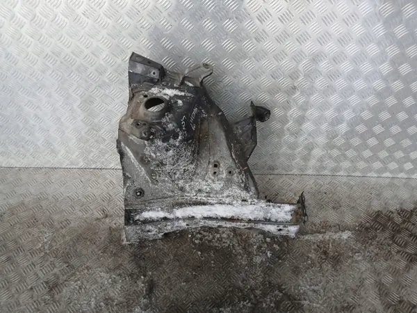 Toyota Yaris III vasen etupontti OEM YARIS3PODLLP image 2