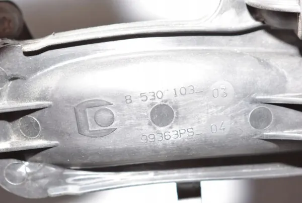 Colector de admisión usado OEM 8530103 para BMW i3 image 5