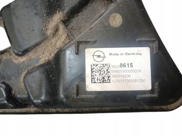 Pompe réservoir AdBlue d'occasion OEM 39238615 Opel image 6