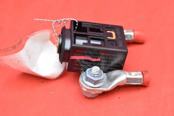 Battery Fuse N000000004516 Mercedes GL X164 3.0 CDI image 7