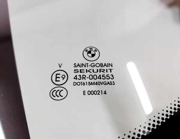 BMW F16 carrosserieglas links achter zwart glans M-pakket image 5