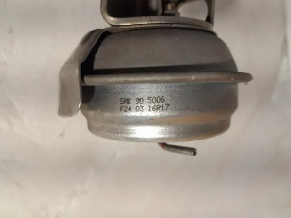 Actuador Turbo BMW OEM 8570244 - Usado image 4