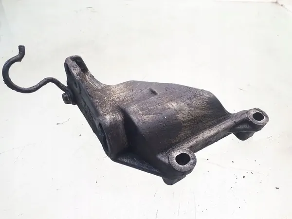 Power Steering Pump Mount AUDI 80 AVANT 1.9L diesel 028145531E image 4
