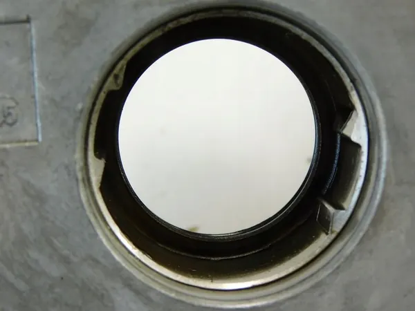 Olje pump kylare Renault Clio III 1.2 16V TCE Turbo image 4