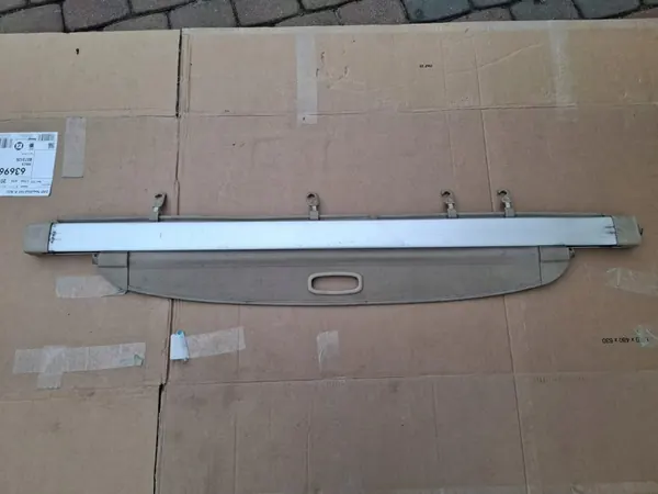 Kia OE Tavaratilan Verho - Vaalea Väri, Käytetty image 2