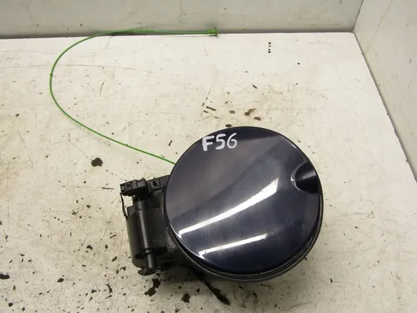 Mini polttoainelippa OEM 7302241 F56 F55 2016 image 2