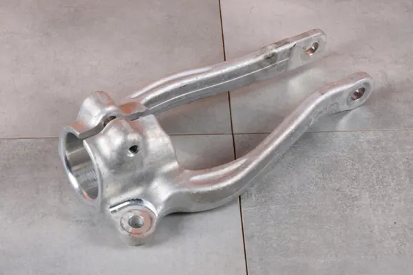 OEM 6861199 Suporte Amortecedor Esquerdo Dianteiro BMW XDrive image 3