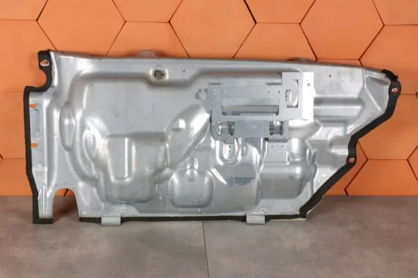 Volvo XC60 I Värmeskärm OEM 31335579 image 4