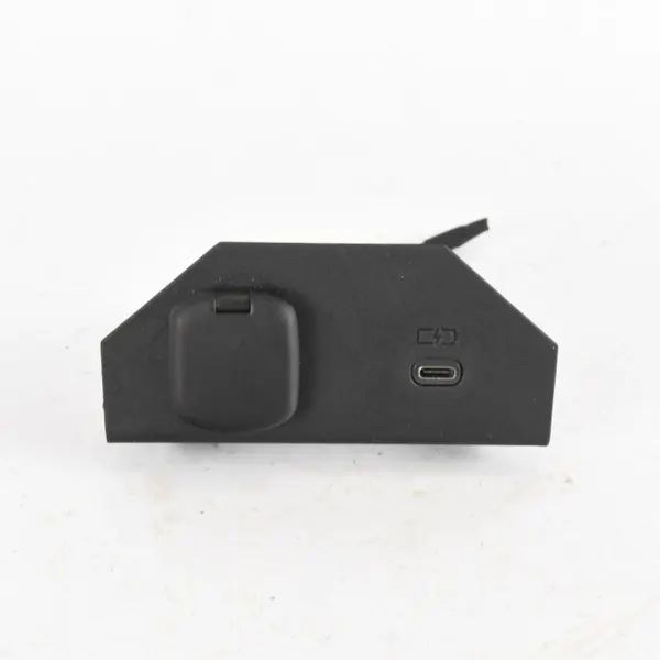 Zigarettenanzünder USB-C Panel OEM 58821-F4030 Toyota image 2