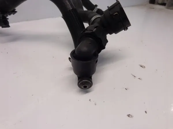 ALFA ROMEO 159 2.0 JTDM Mangueira de Água + Válvula image 3