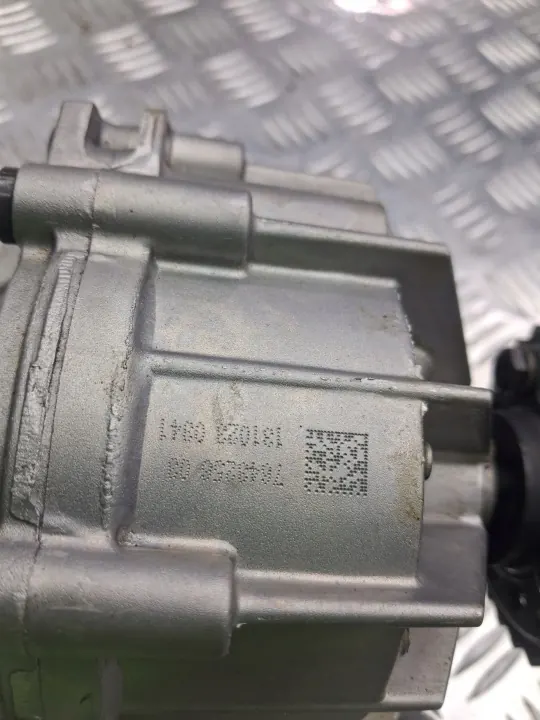 Oljepump BMW 5 (F10) 7643256 4.4L 330kW 2014 image 5