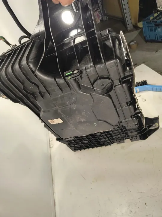 Réservoir Adblue complet Peugeot 308 T9 2.0 Blue HDI image 5